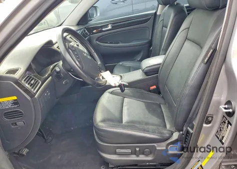 2013 Hyundai Genesis 3.8L z USA, uszkodzony, nr VIN KMHGC4DDXDU227362